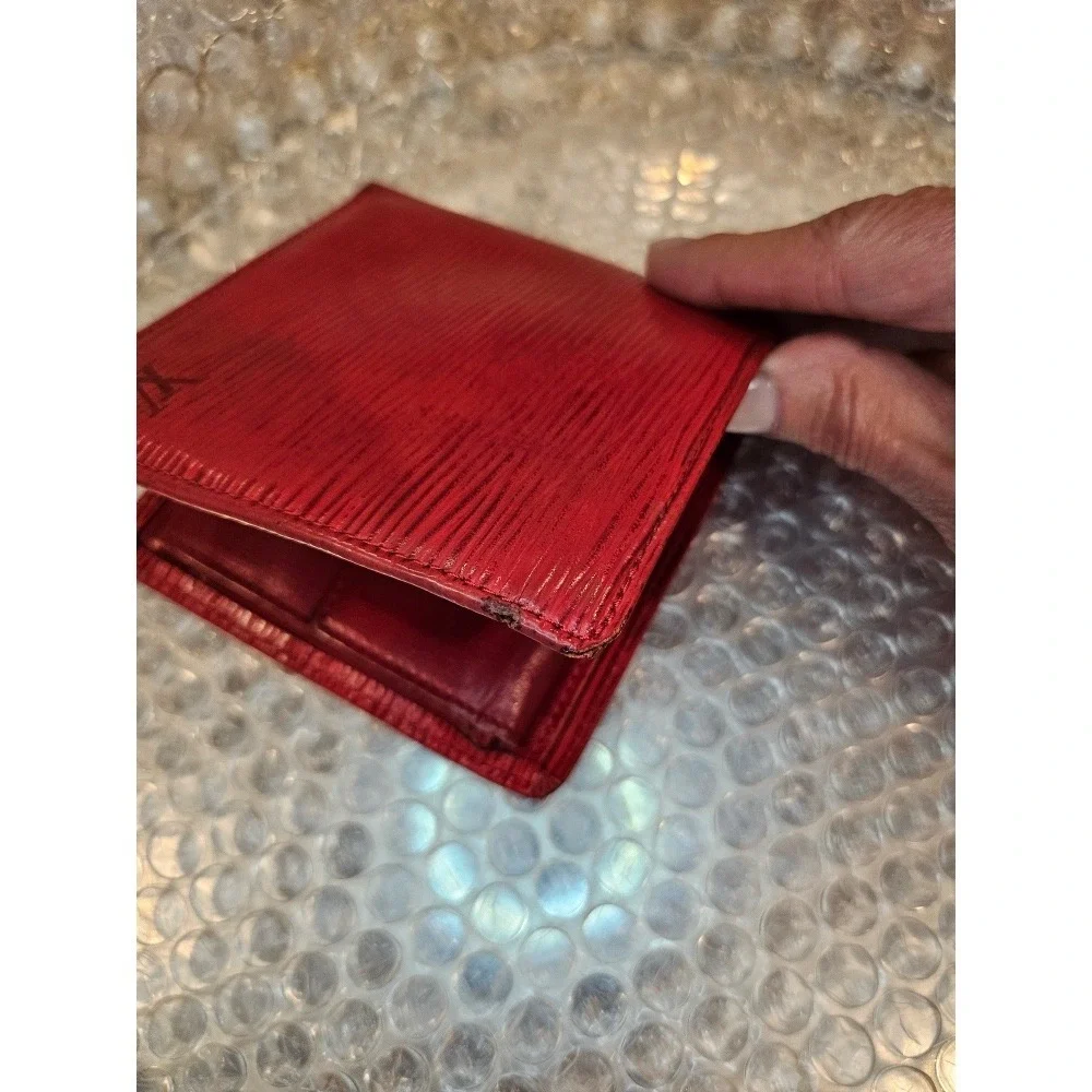Louis‎ Vuitton Epi Leather Bifold Wallet Red Small Compact